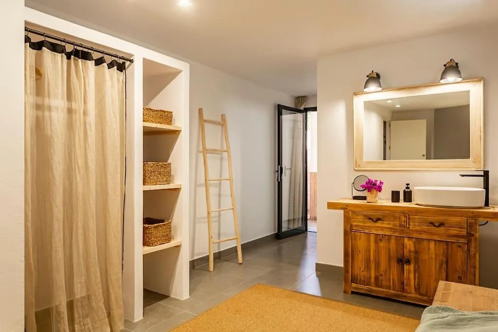 Villa Charming House ラ・モーラ