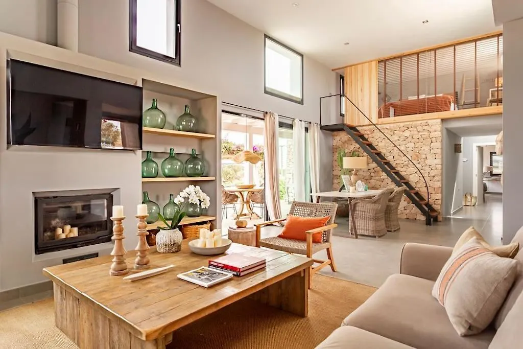 Villa Charming House ラ・モーラ